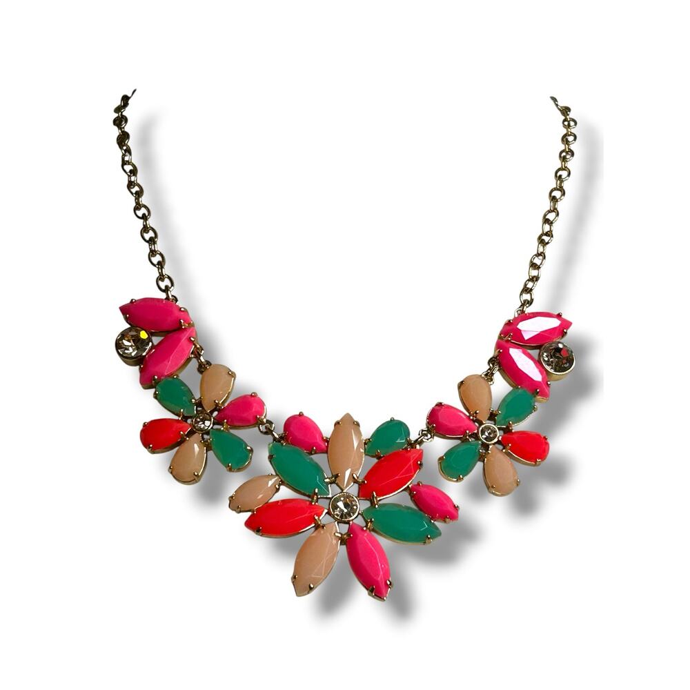 Kate Spade Gardens of Paris Floral Statement Necklace Pink Green
Bib Gold Tone - Picture 3 of 9